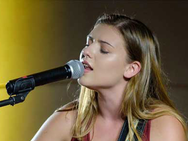 Event scheduling for performers